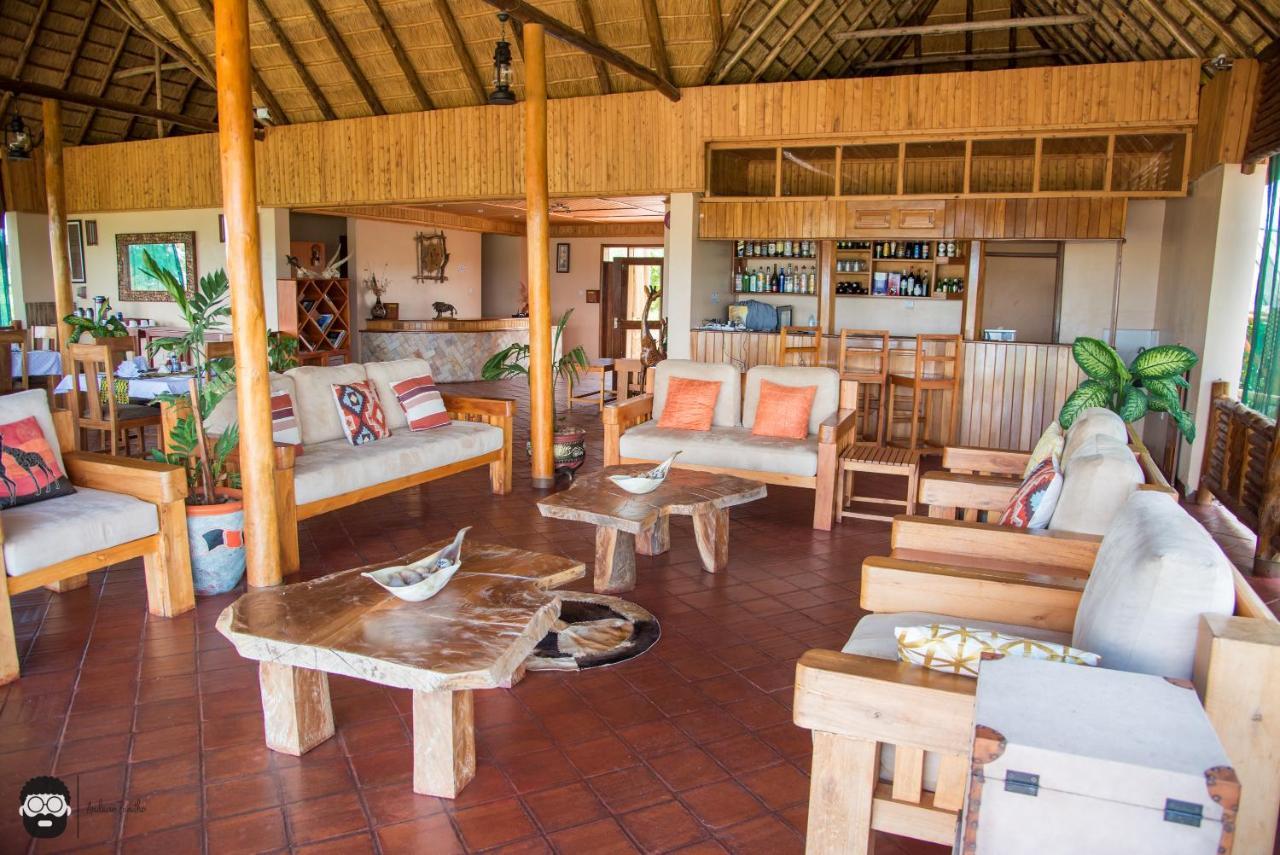 Twiga Safari Lodge Paraa 外观 照片